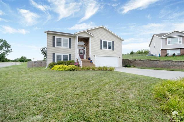 3605 Everett Place, Manhattan, KS 66503