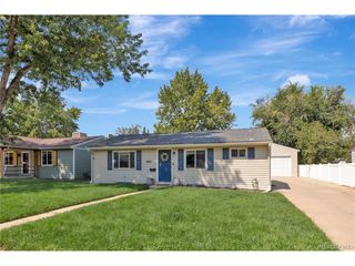 3945 S Inca St, Englewood, CO 80110