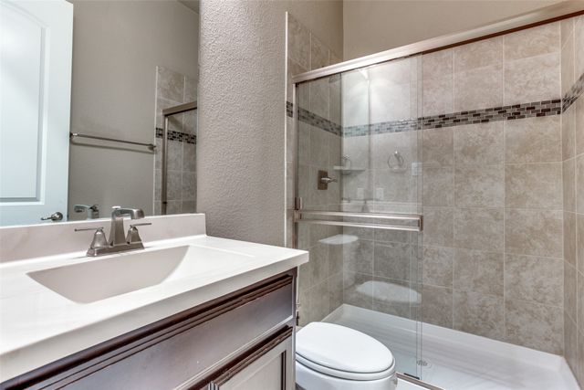 1904 Brown Stone Drive, Plano, TX 75074