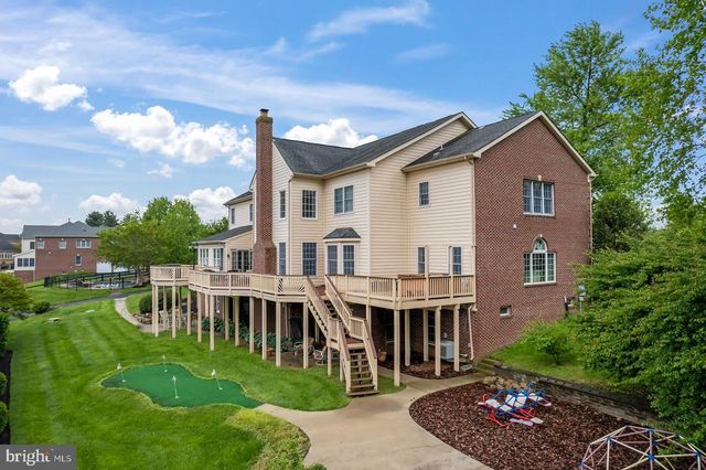 41113 CANONGATE DR, Leesburg, VA 20175