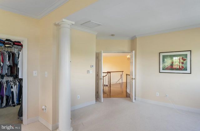 41113 CANONGATE DR, Leesburg, VA 20175