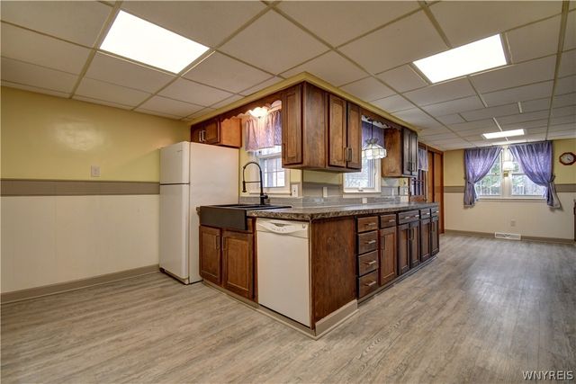 44 Century Drive, West Seneca, NY 14224