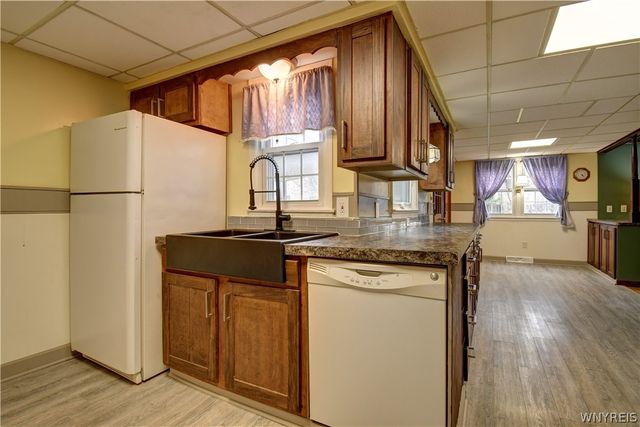 44 Century Drive, West Seneca, NY 14224
