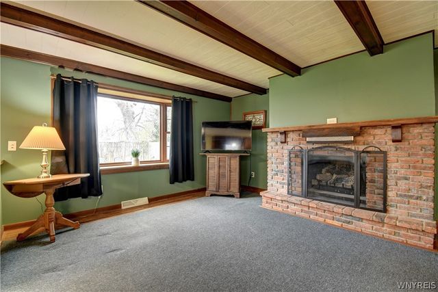 44 Century Drive, West Seneca, NY 14224