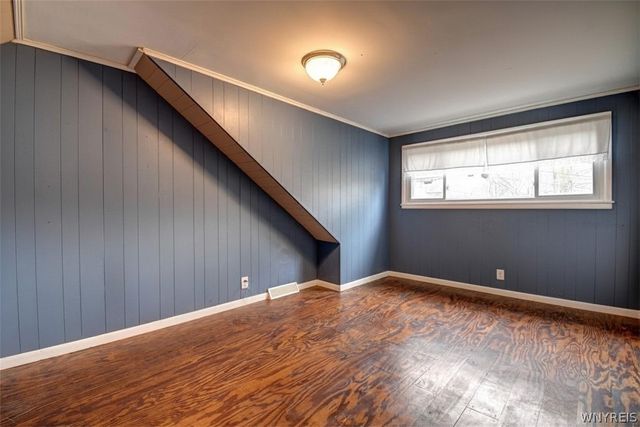 44 Century Drive, West Seneca, NY 14224