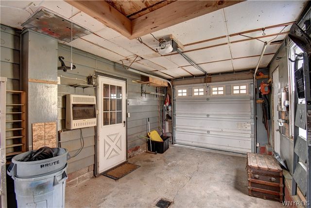 44 Century Drive, West Seneca, NY 14224