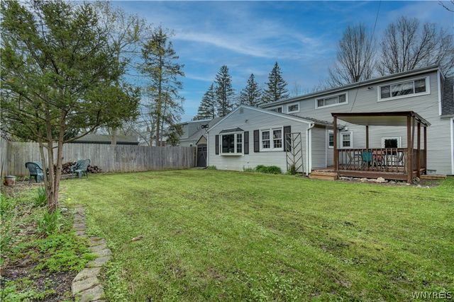 44 Century Drive, West Seneca, NY 14224