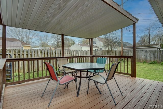 44 Century Drive, West Seneca, NY 14224