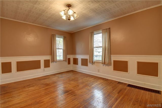 44 Century Drive, West Seneca, NY 14224