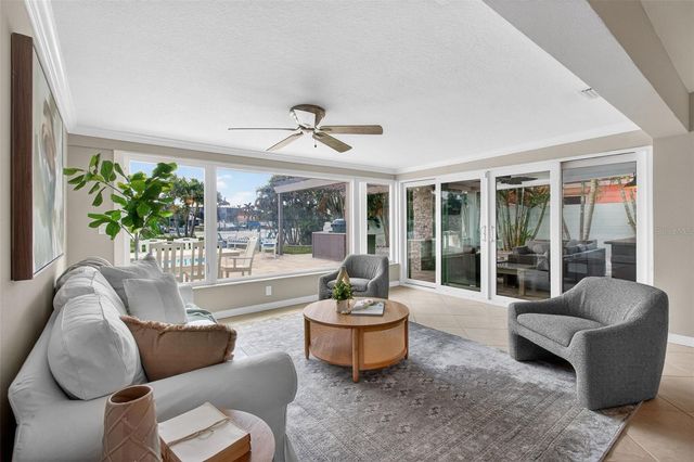1260 81ST STREET S, St Petersburg, FL 33707