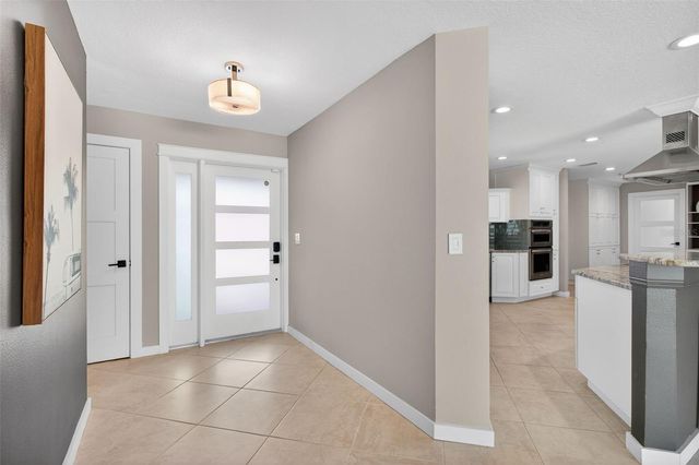 1260 81ST STREET S, St Petersburg, FL 33707