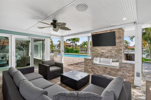 1260 81ST STREET S, St Petersburg, FL 33707