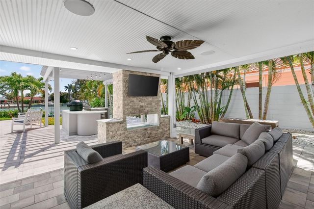 1260 81ST STREET S, St Petersburg, FL 33707