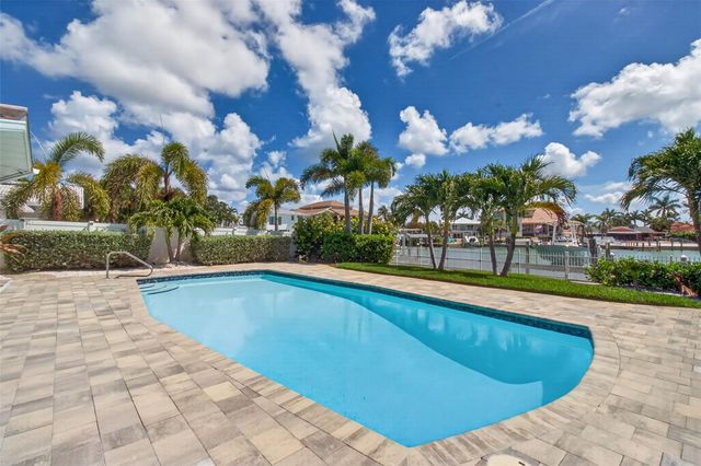 1260 81ST STREET S, St Petersburg, FL 33707