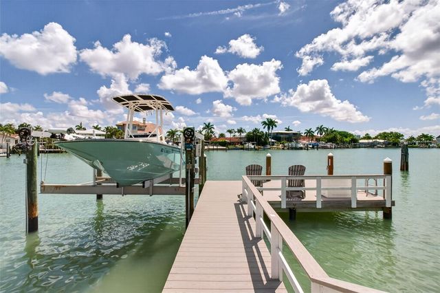 1260 81ST STREET S, St Petersburg, FL 33707