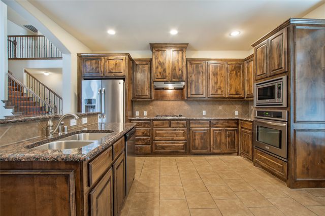 14323 Fall Harvest Drive, Frisco, TX 75033