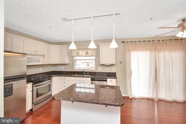 7810 FOXCOVE CT, Glen Burnie, MD 21061