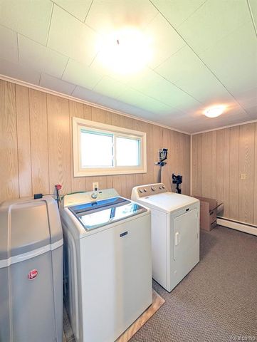 8059 E Mount Morris Road, Otisville, MI 48463