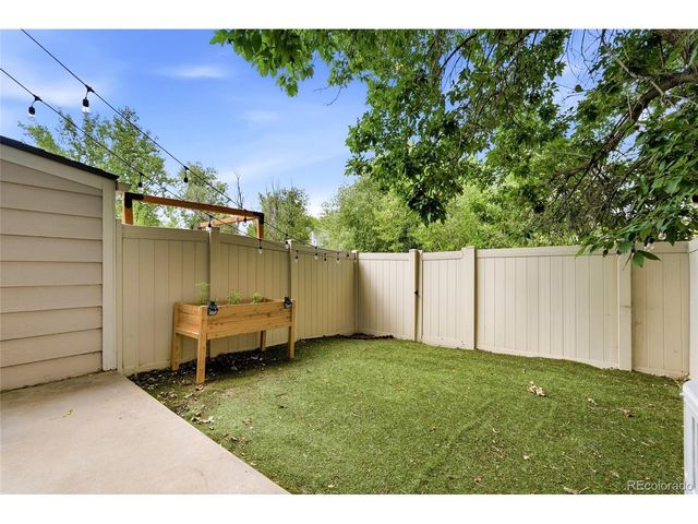 9673 W Chatfield Ave B, Littleton, CO 80128