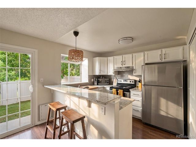 9673 W Chatfield Ave B, Littleton, CO 80128