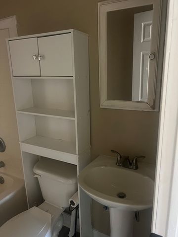 1724 La Casa Dr, Odessa, TX 79765