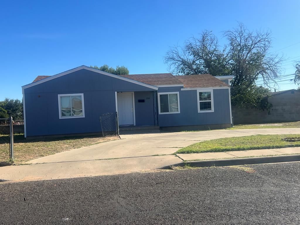 1724 La Casa Dr, Odessa, TX 79765