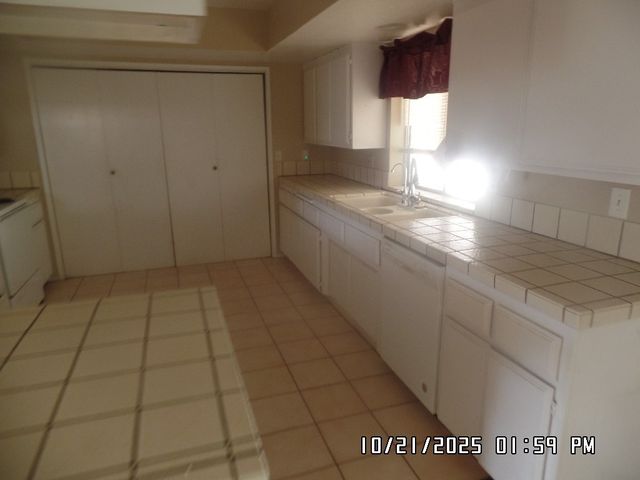 1925 E Agua View Road, Mohave Valley, AZ 86440