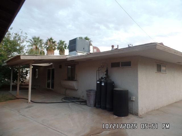 1925 E Agua View Road, Mohave Valley, AZ 86440