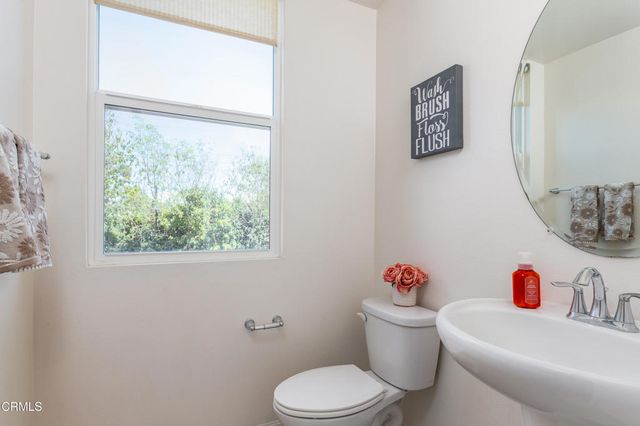 422 W Route 66 55, Glendora, CA 91740