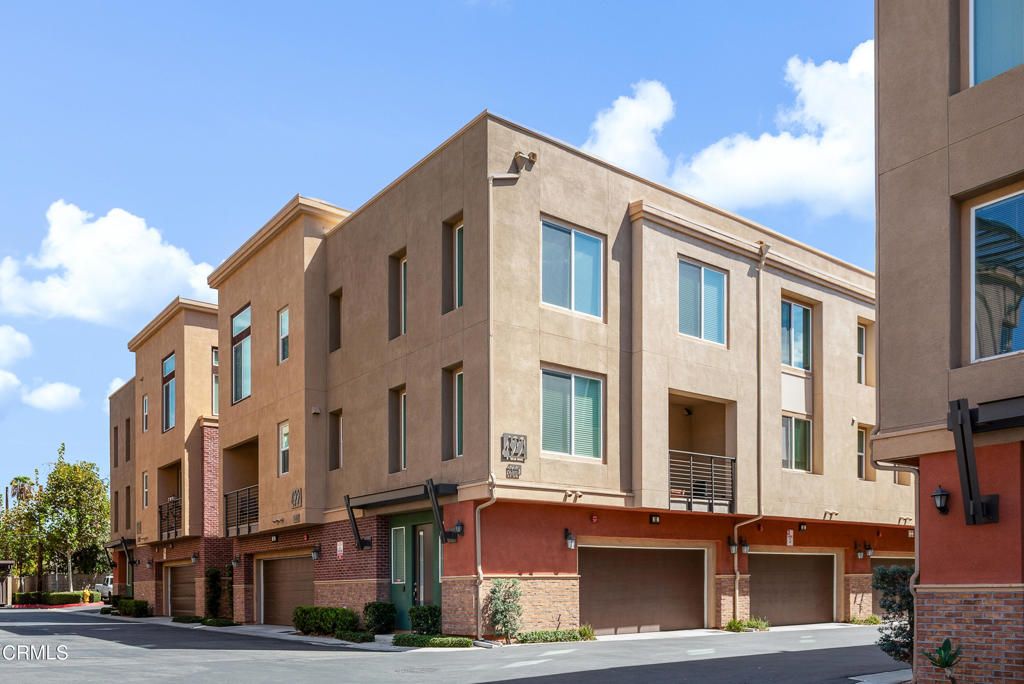 422 W Route 66 55, Glendora, CA 91740
