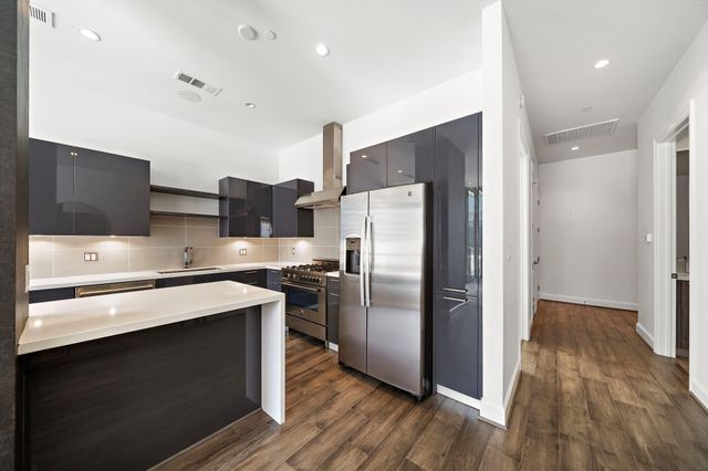 1211 Caroline Street 1109, Houston, TX 77002