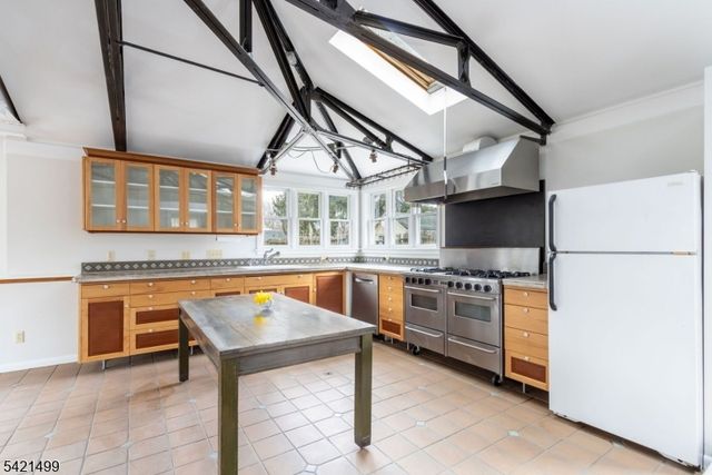 237 N Main St, Lambertville City, NJ 08530