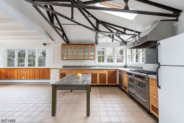 237 N Main St, Lambertville City, NJ 08530