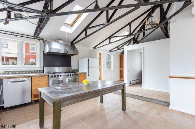 237 N Main St, Lambertville City, NJ 08530