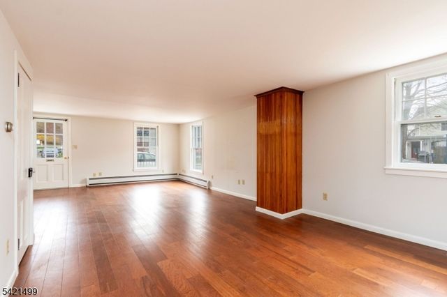 237 N Main St, Lambertville City, NJ 08530