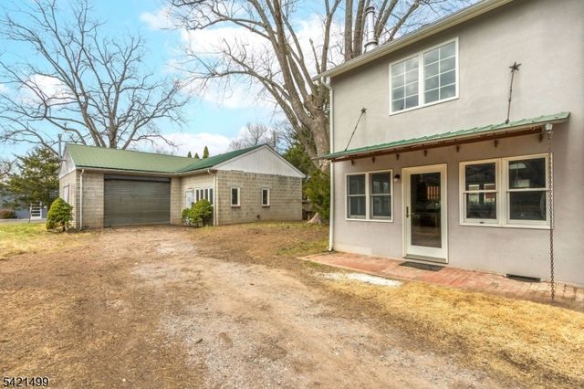 237 N Main St, Lambertville City, NJ 08530