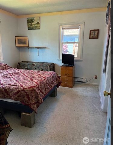 504 10th Avenue, Milton, WA 98354