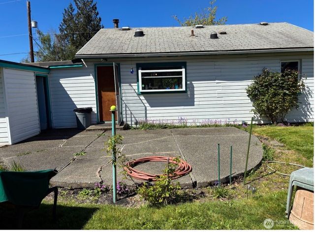 504 10th Avenue, Milton, WA 98354