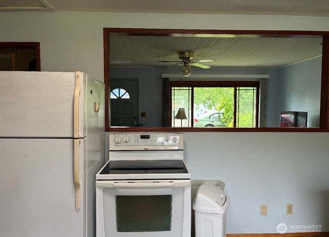 504 10th Avenue, Milton, WA 98354