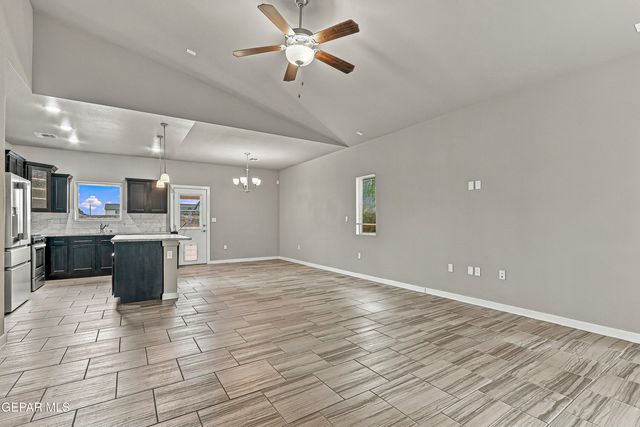 3649 SUMMIT Street, El Paso, TX 79938
