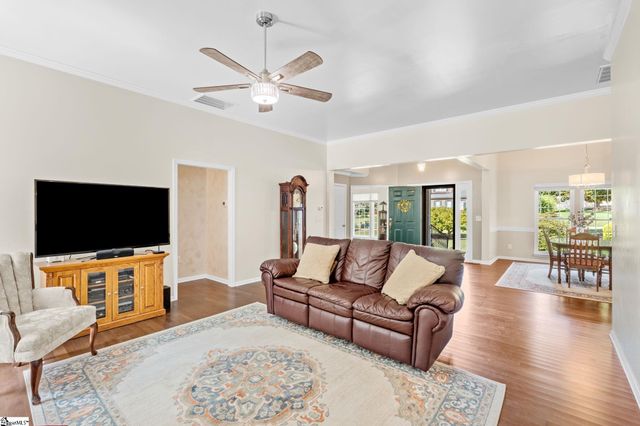 121 Century Oaks Drive, Easley, SC 29642