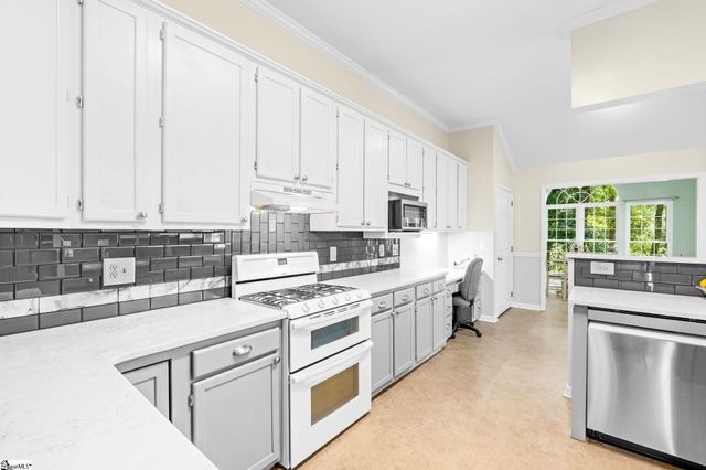 121 Century Oaks Drive, Easley, SC 29642