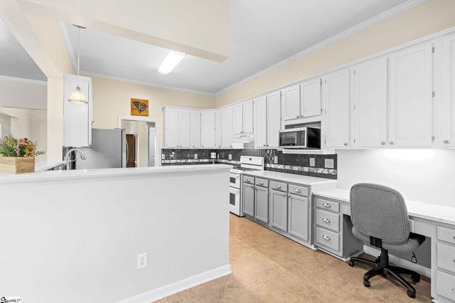 121 Century Oaks Drive, Easley, SC 29642
