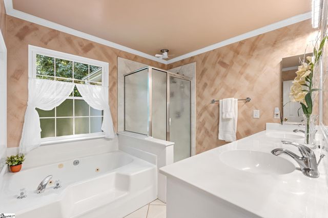 121 Century Oaks Drive, Easley, SC 29642