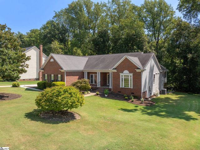 121 Century Oaks Drive, Easley, SC 29642