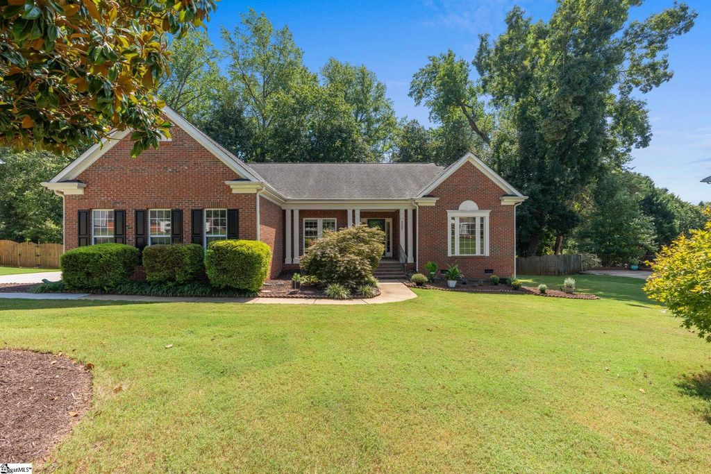 121 Century Oaks Drive, Easley, SC 29642