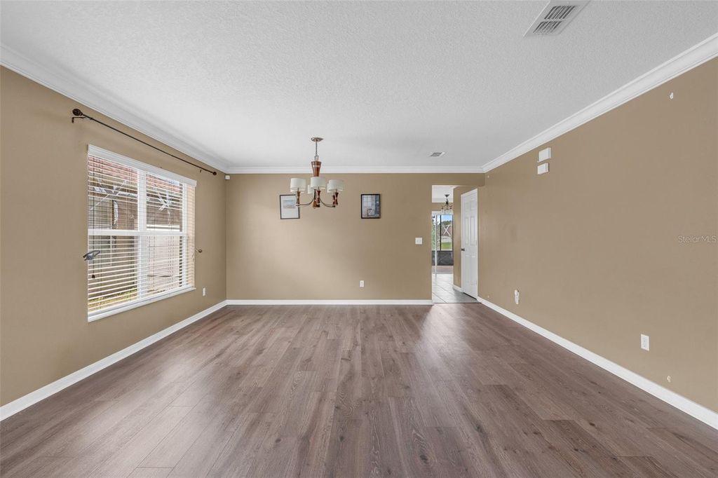 Image 5 of property listing at 1355 BELLA COOLA DRIVE, Orlando, FL 32828