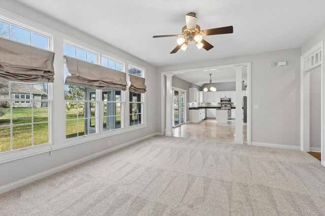 5160 Charter Oaks Drive, Bettendorf, IA 52722