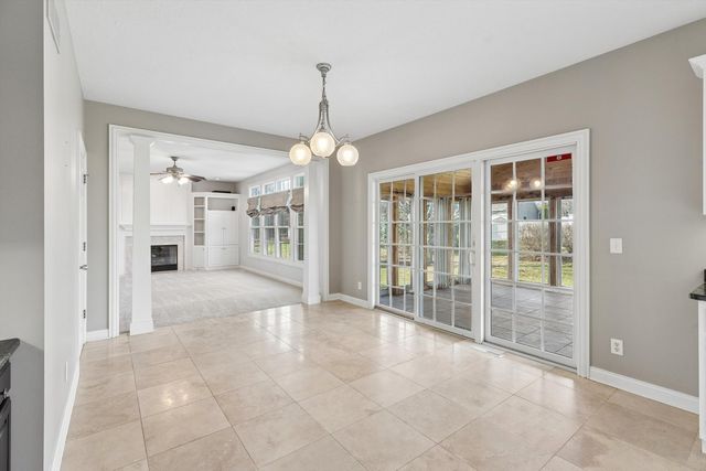 5160 Charter Oaks Drive, Bettendorf, IA 52722