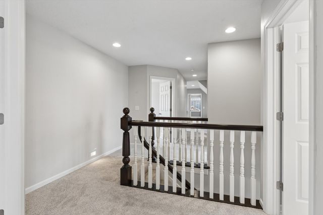 5160 Charter Oaks Drive, Bettendorf, IA 52722